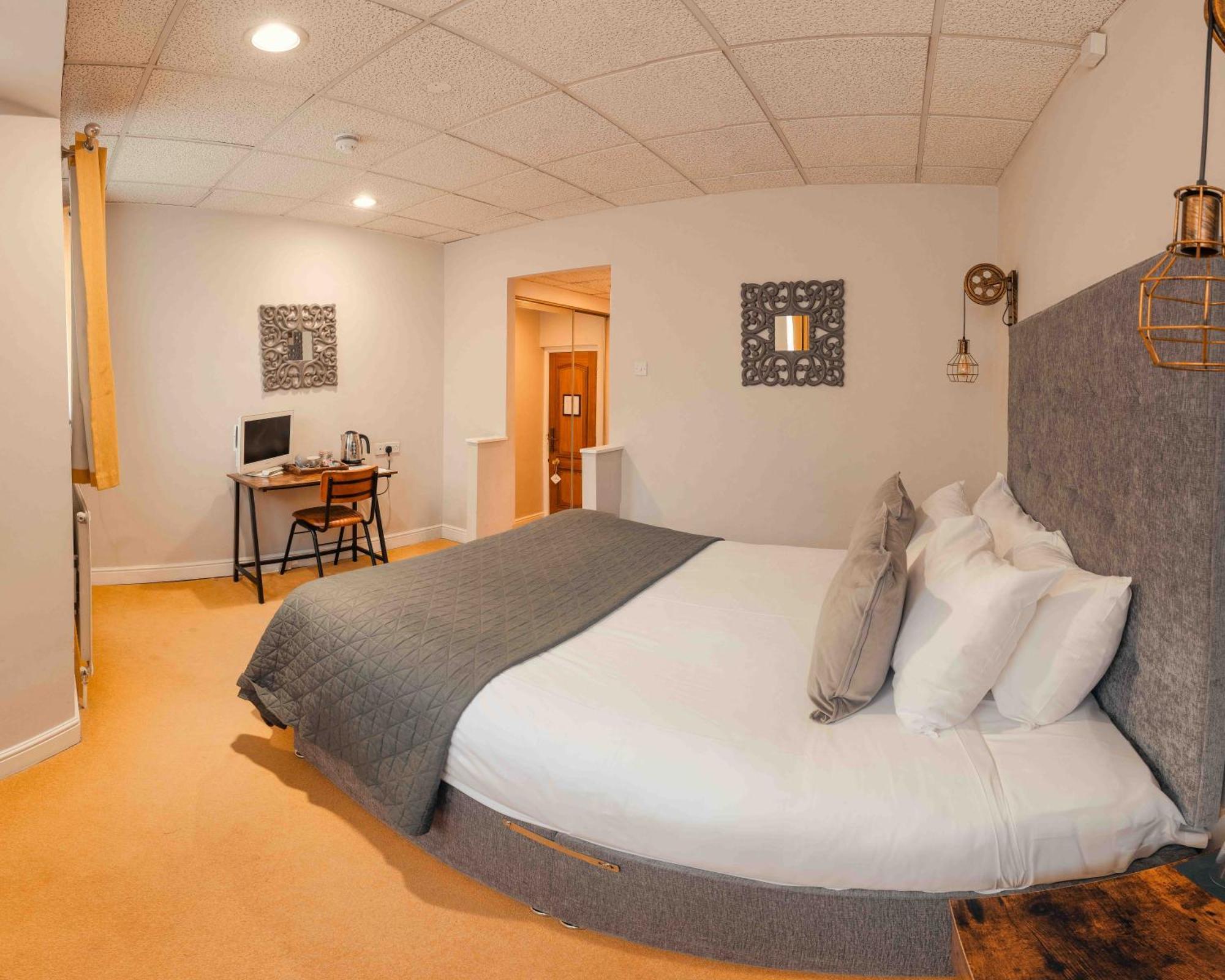 The Bridge Hotel 4*